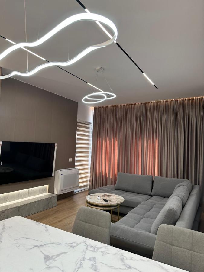 Hera Tirana Suite Deluxe מראה חיצוני תמונה