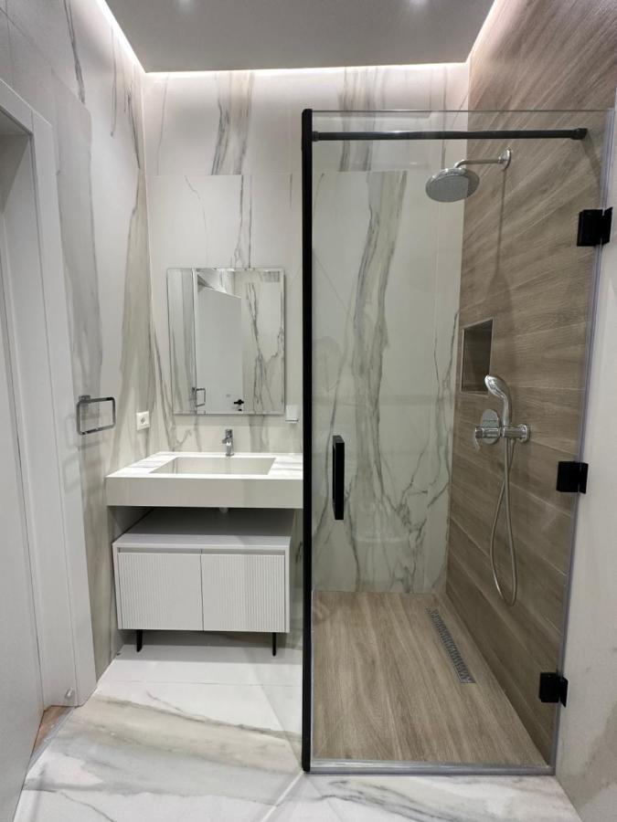 Hera Tirana Suite Deluxe מראה חיצוני תמונה