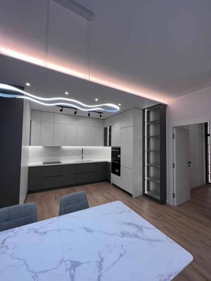 Hera Tirana Suite Deluxe מראה חיצוני תמונה