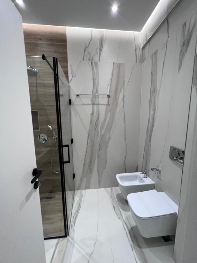 Hera Tirana Suite Deluxe מראה חיצוני תמונה