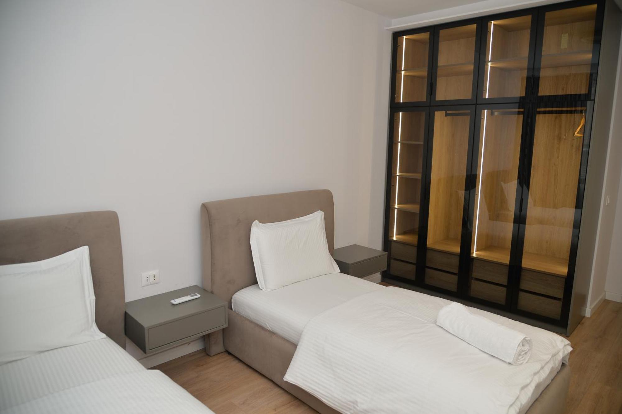 Hera Tirana Suite Deluxe מראה חיצוני תמונה