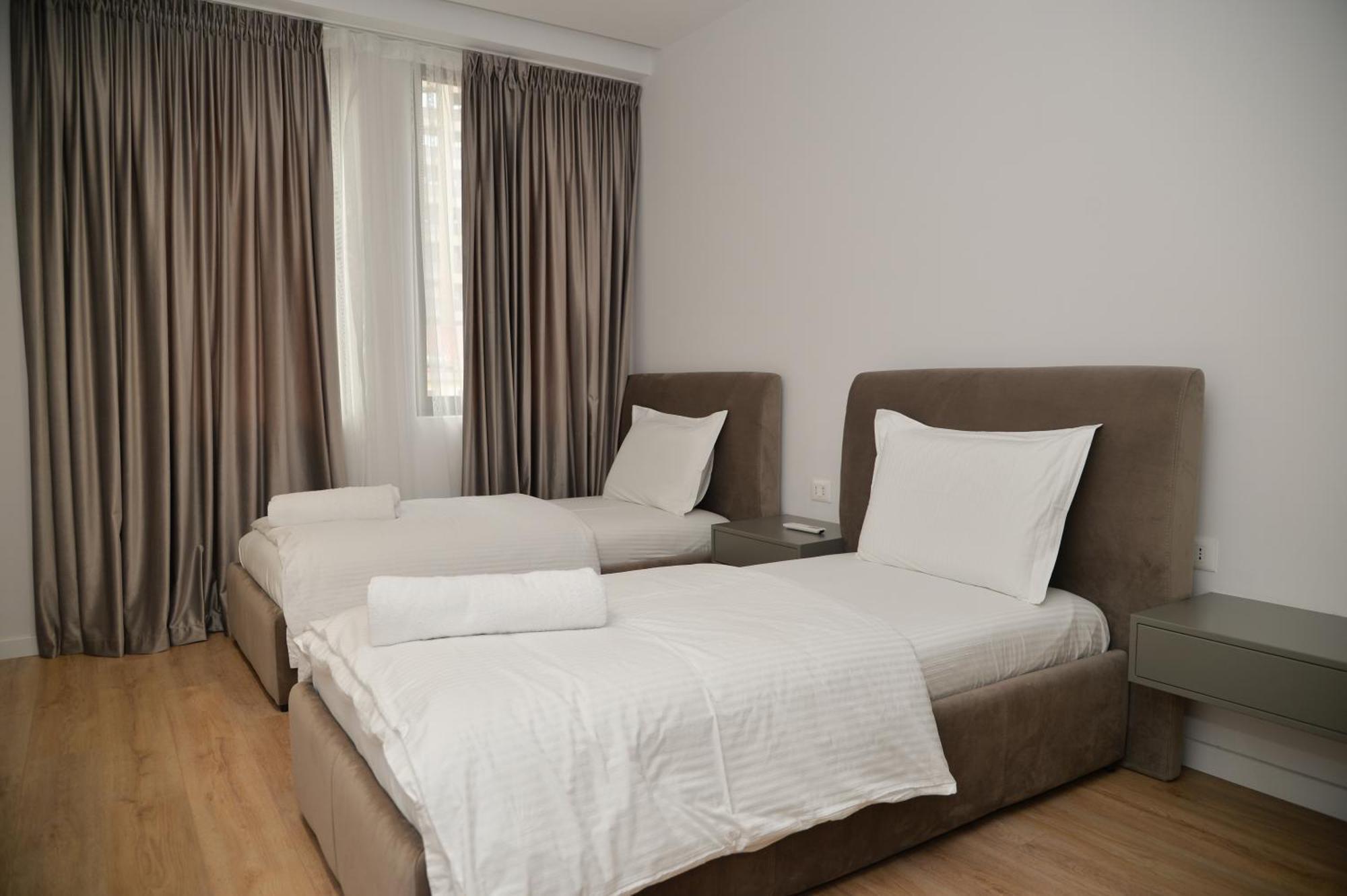 Hera Tirana Suite Deluxe מראה חיצוני תמונה