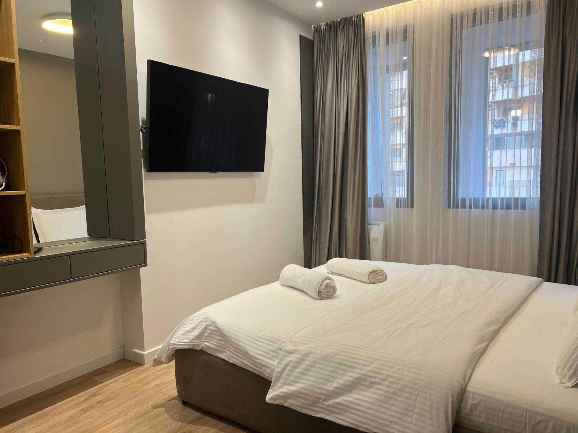 Hera Tirana Suite Deluxe מראה חיצוני תמונה